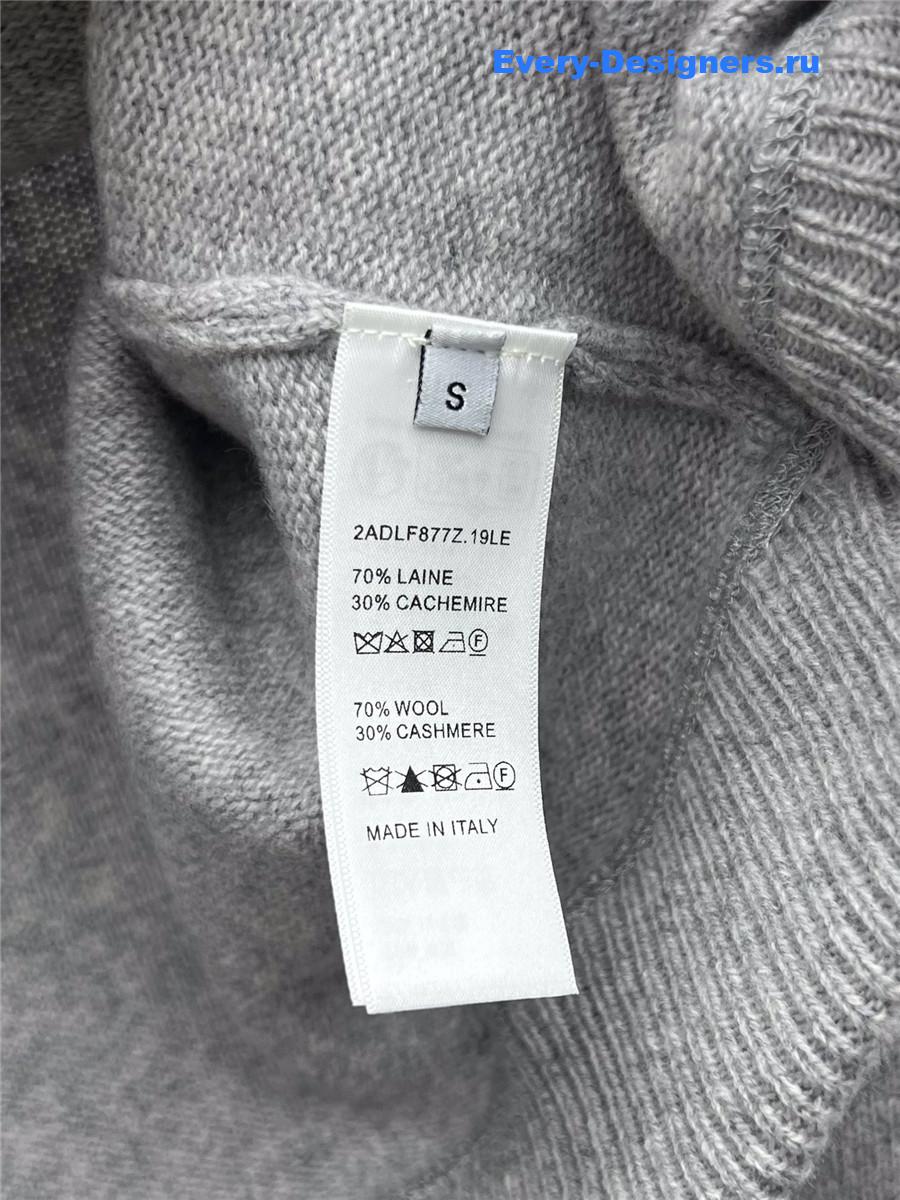 Ce1i*e grey cashmere knitted hoodie