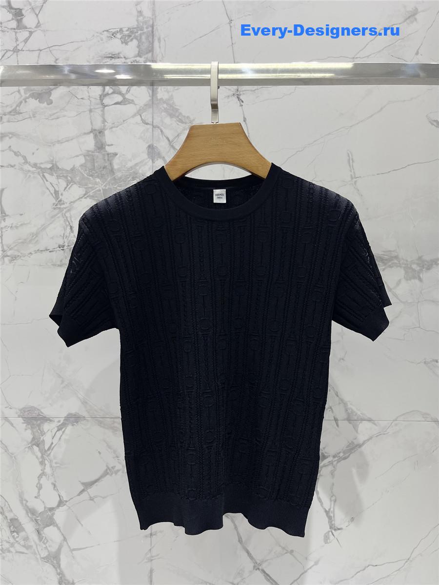 H**me5 black knitted crew neck short sleeves