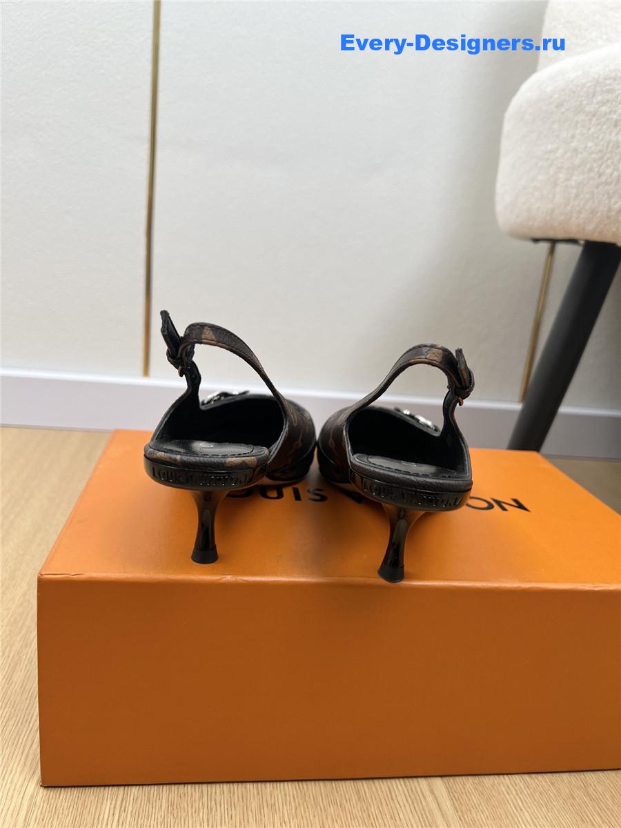 l0vis Vvtt0n archlight slingback pump