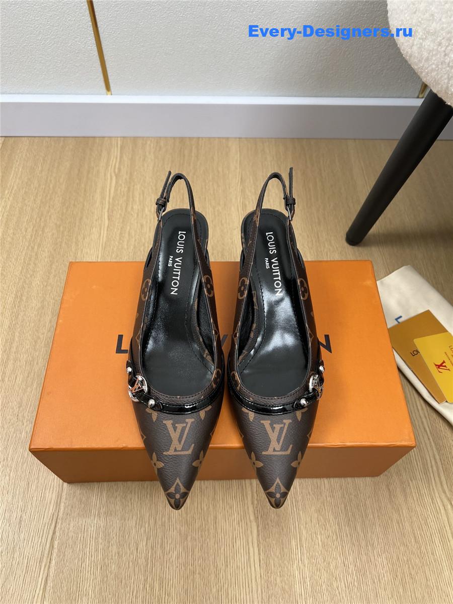 l0vis Vvtt0n archlight slingback pump