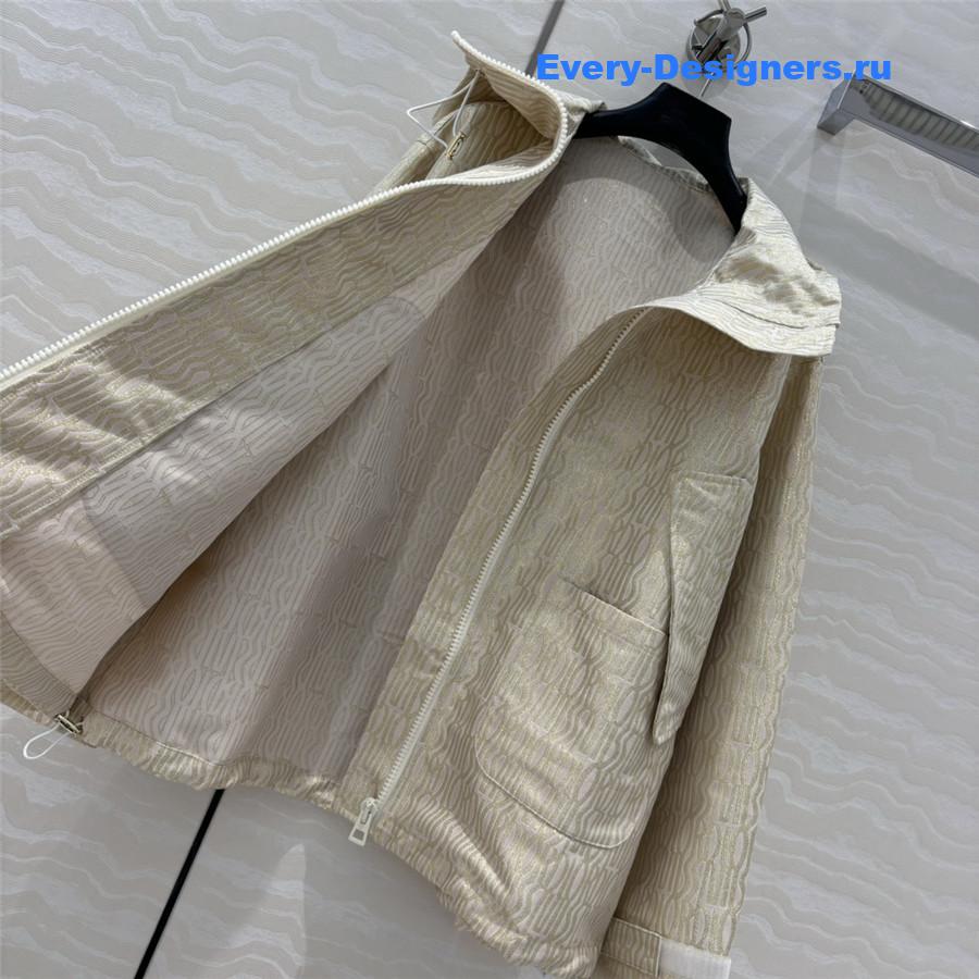 D10ralps waterproof hooded jacket