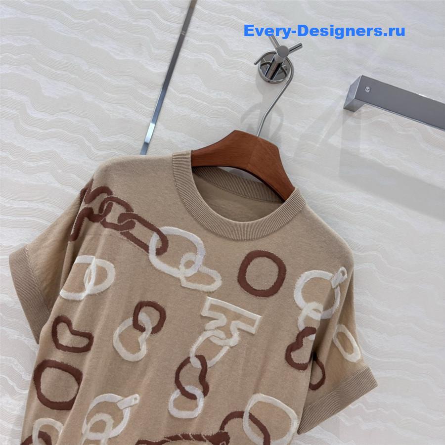 H**me5 brown knit short-sleeved top