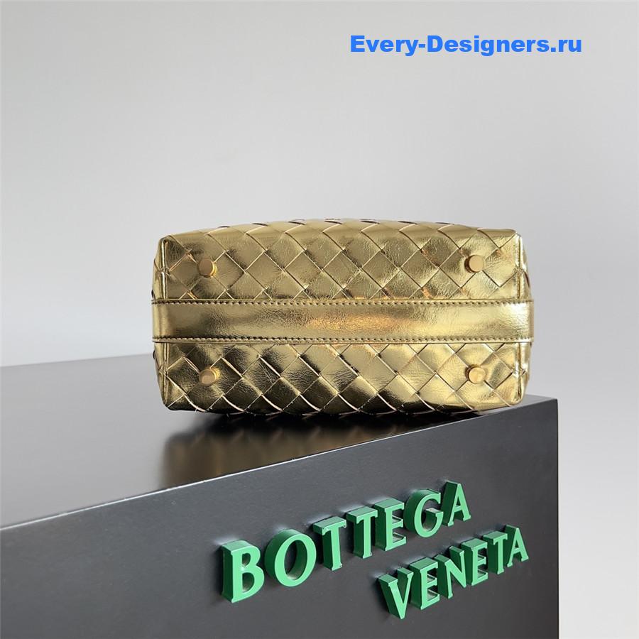 b0tt*ga Ven*ta wallace gold leather shoulder bag