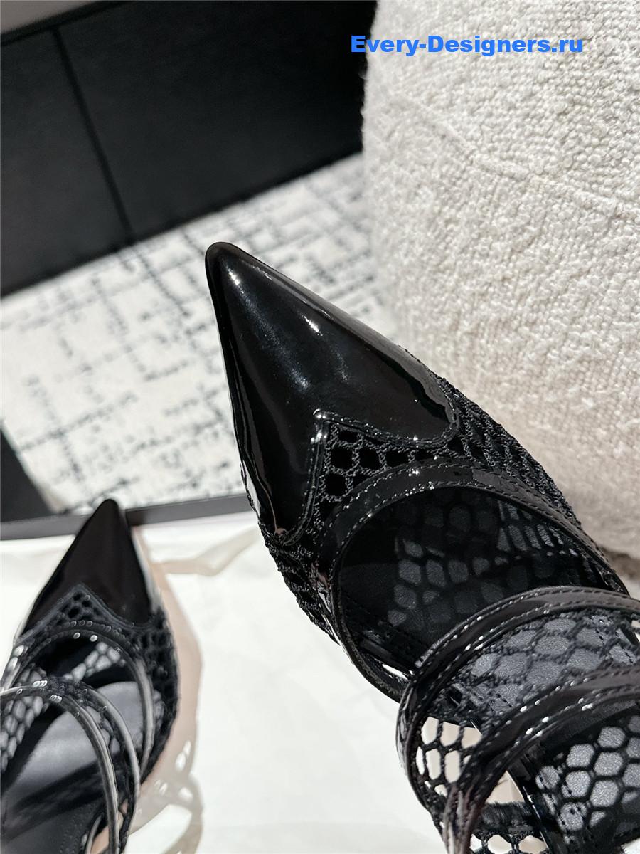 Alaia Le Coeur 90mm Leather Pumps in Black
