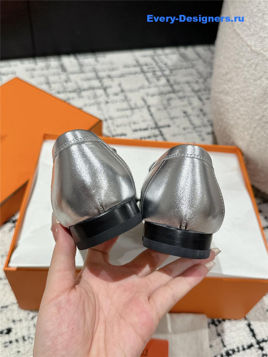 H**me5 women’s silver loafers