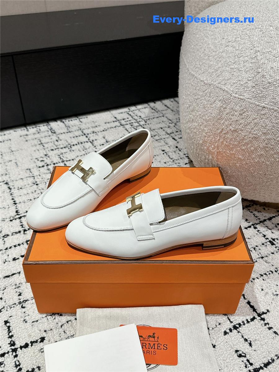 H**me5 women’s white loafers
