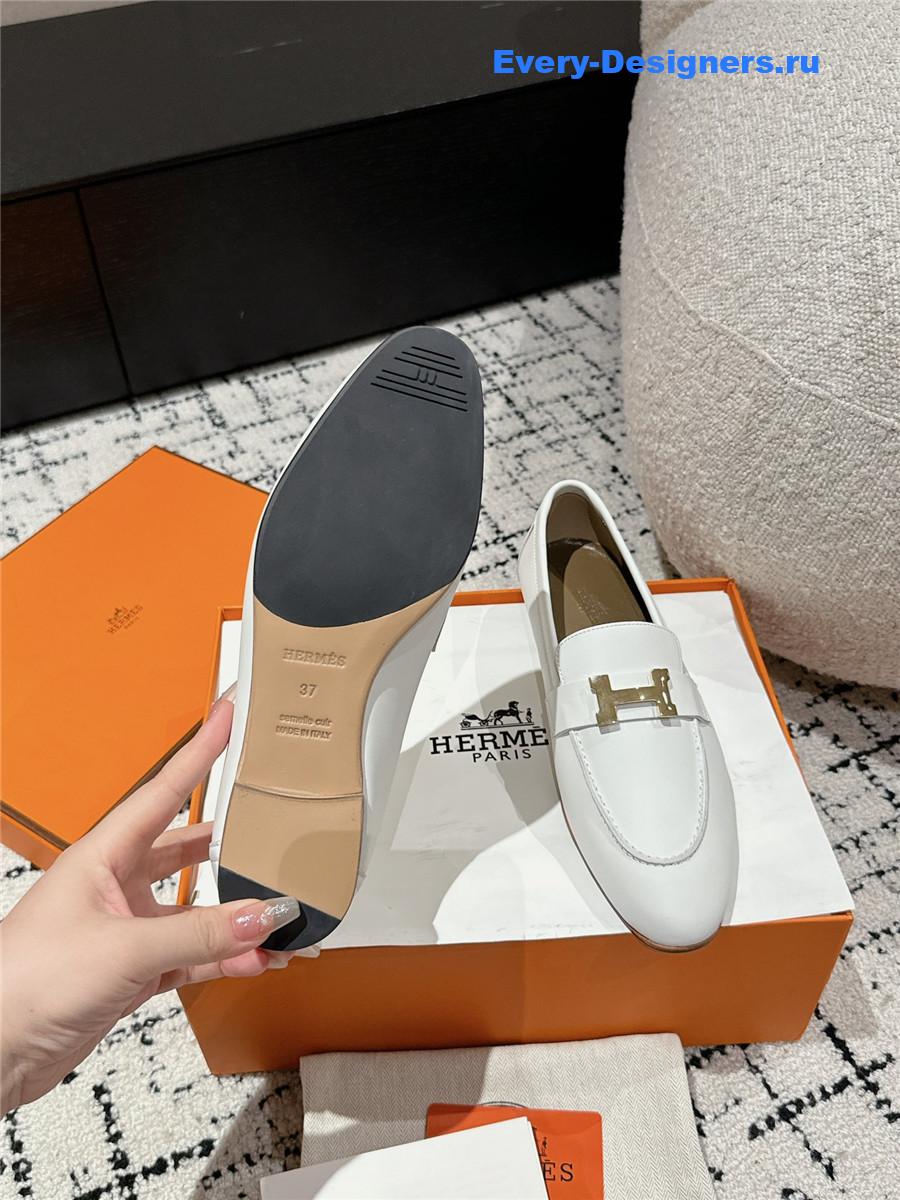 H**me5 women’s white loafers