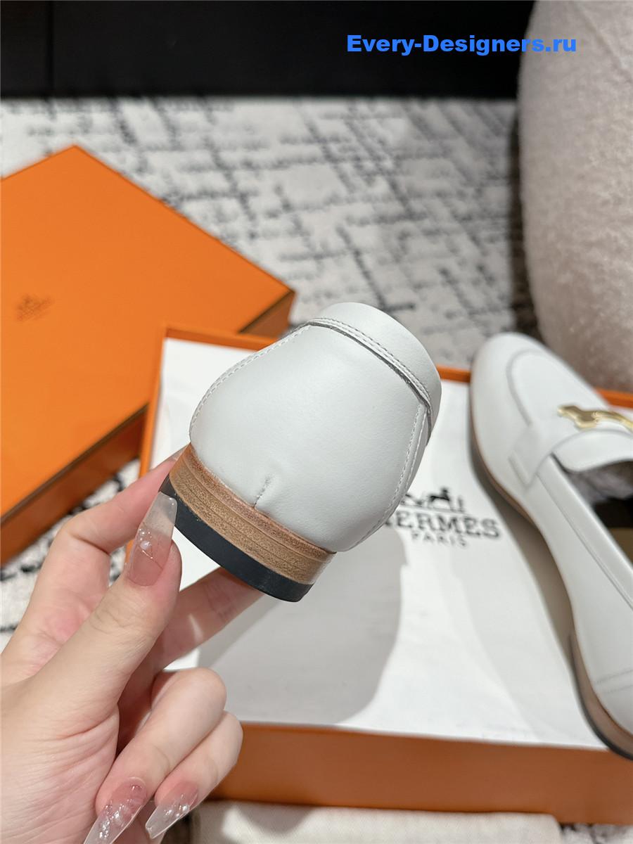 H**me5 women’s white loafers