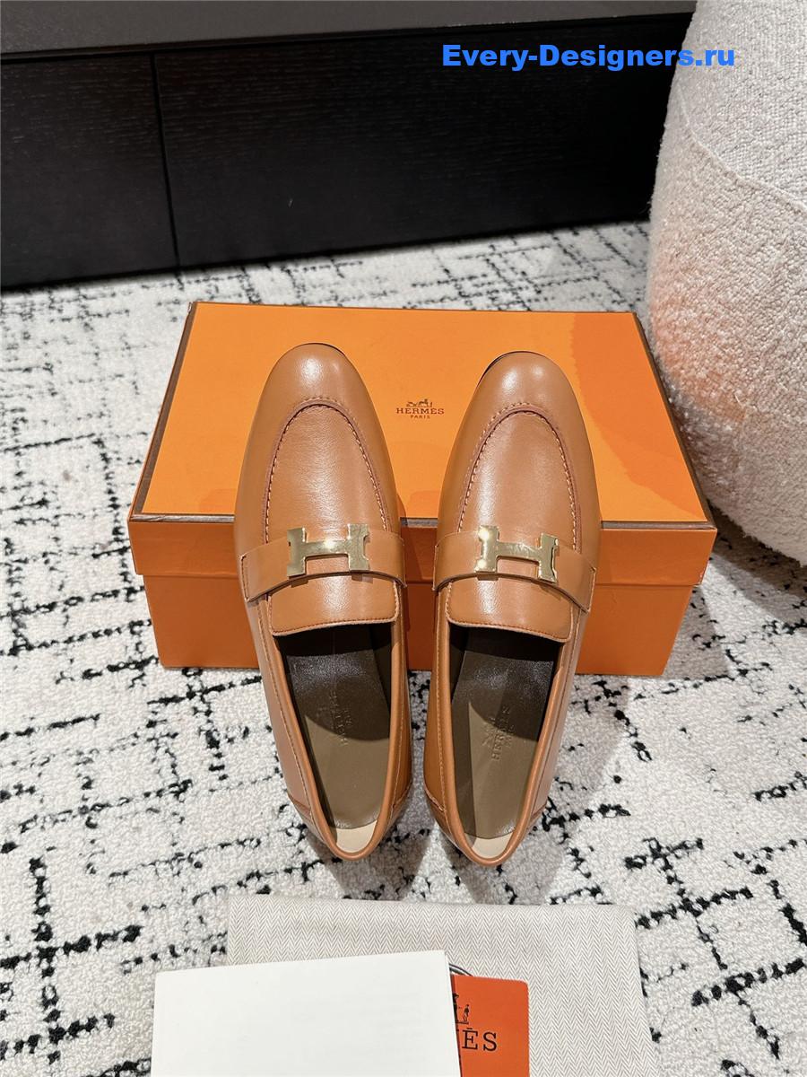 H**me5 women’s brown loafers