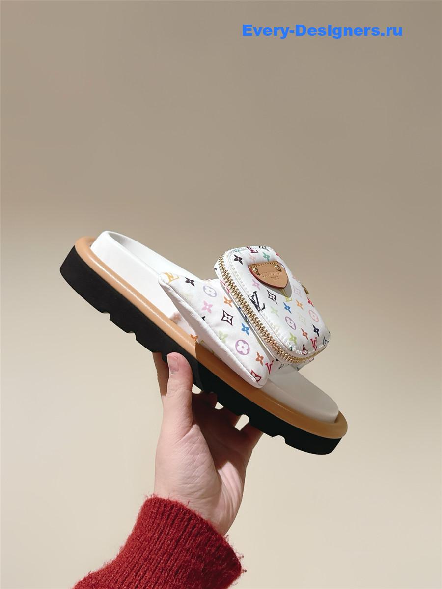 l0vis Vvtt0n lv x tm pool pillow flat comfort mule