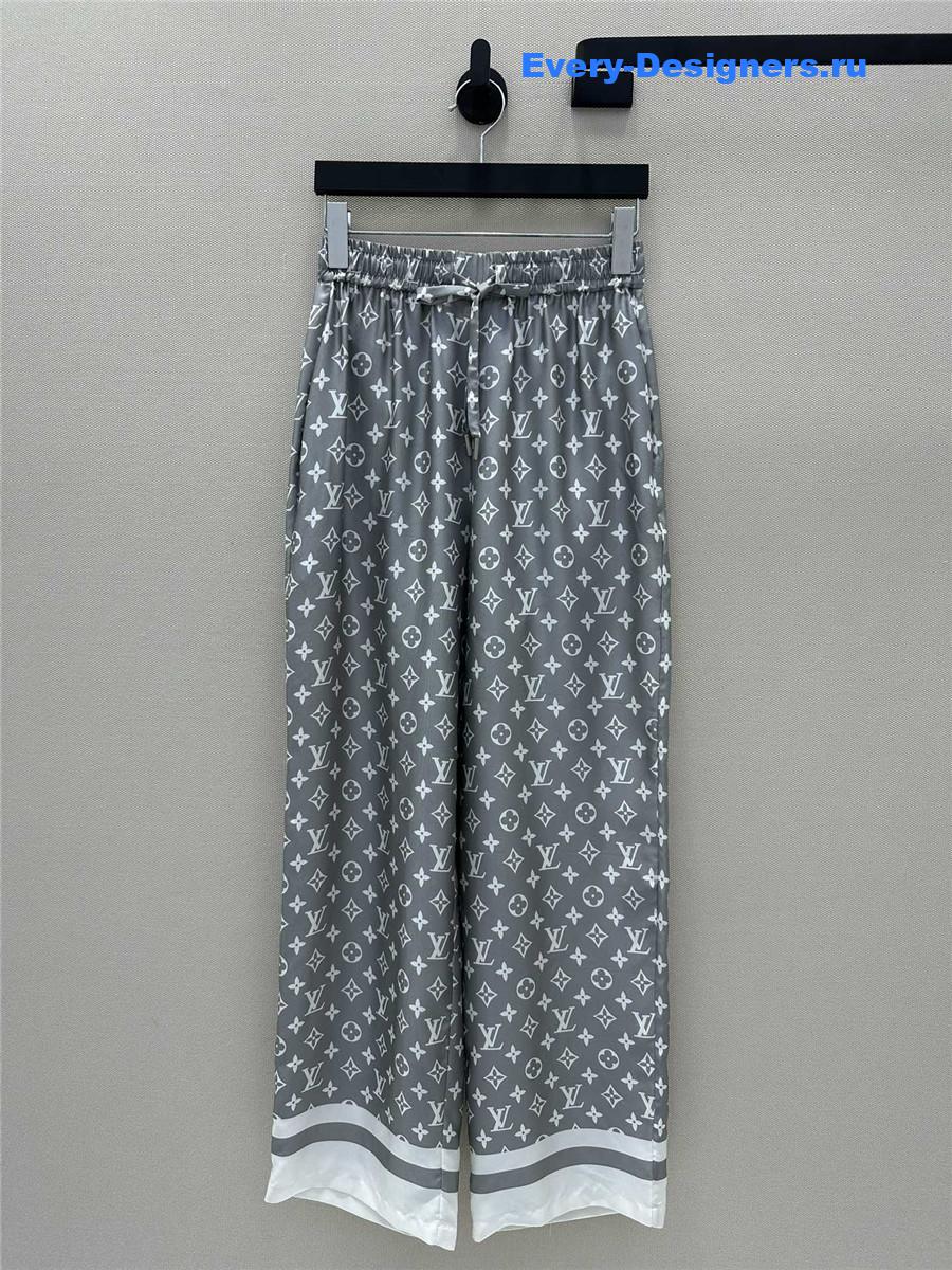 l0vis Vvtt0n lv monogram print silk pants