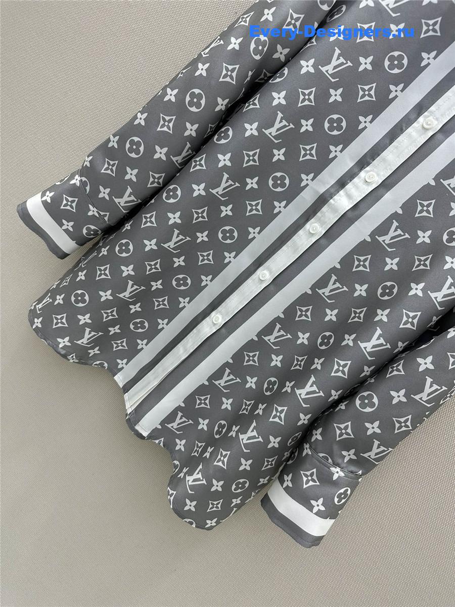 l0vis Vvtt0n lv monogram print silk shirt