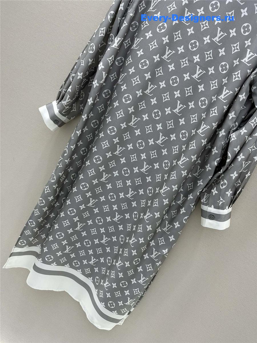 l0vis Vvtt0n lv monogram print silk shirt dress