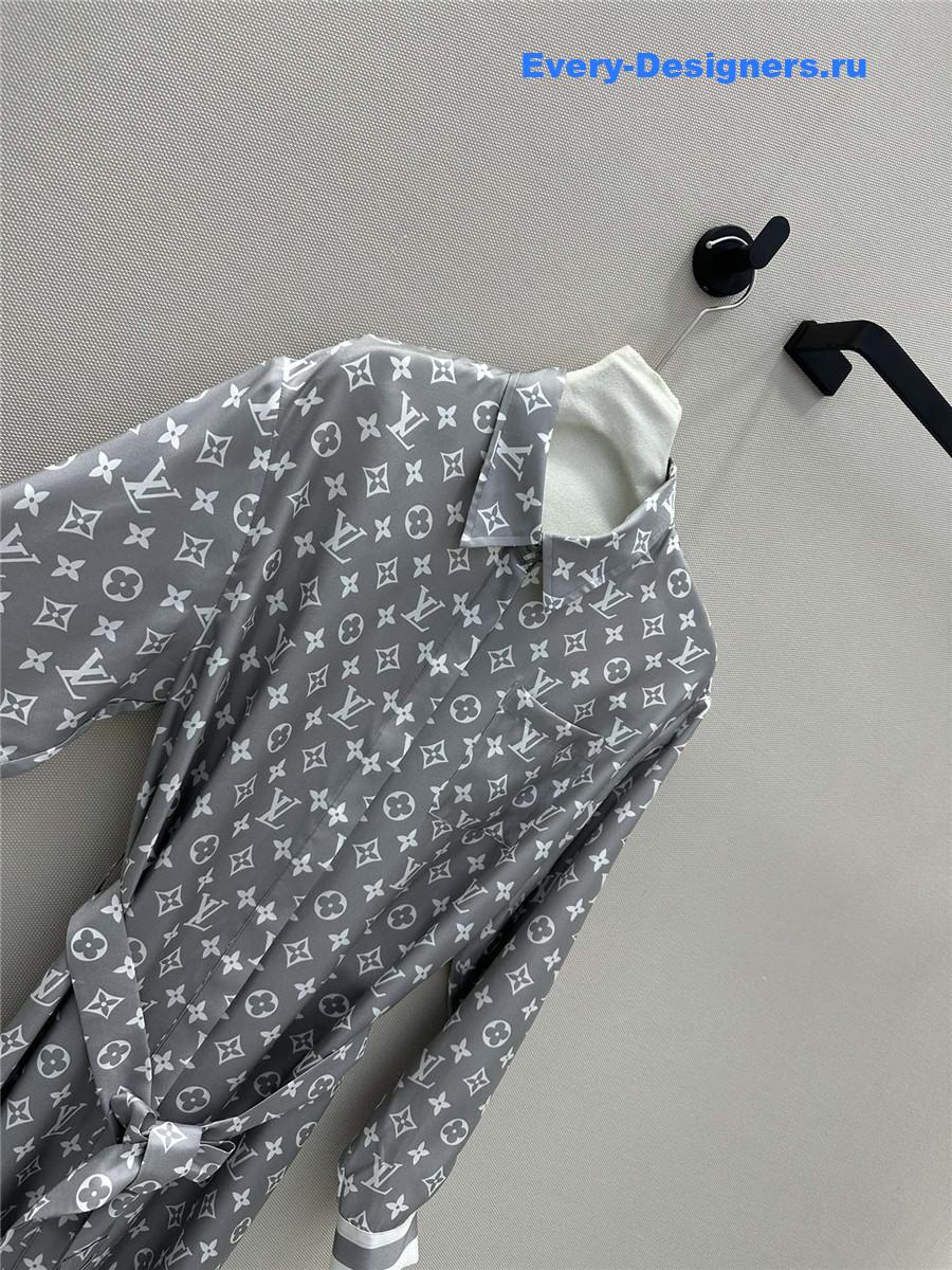 l0vis Vvtt0n lv monogram print silk shirt dress