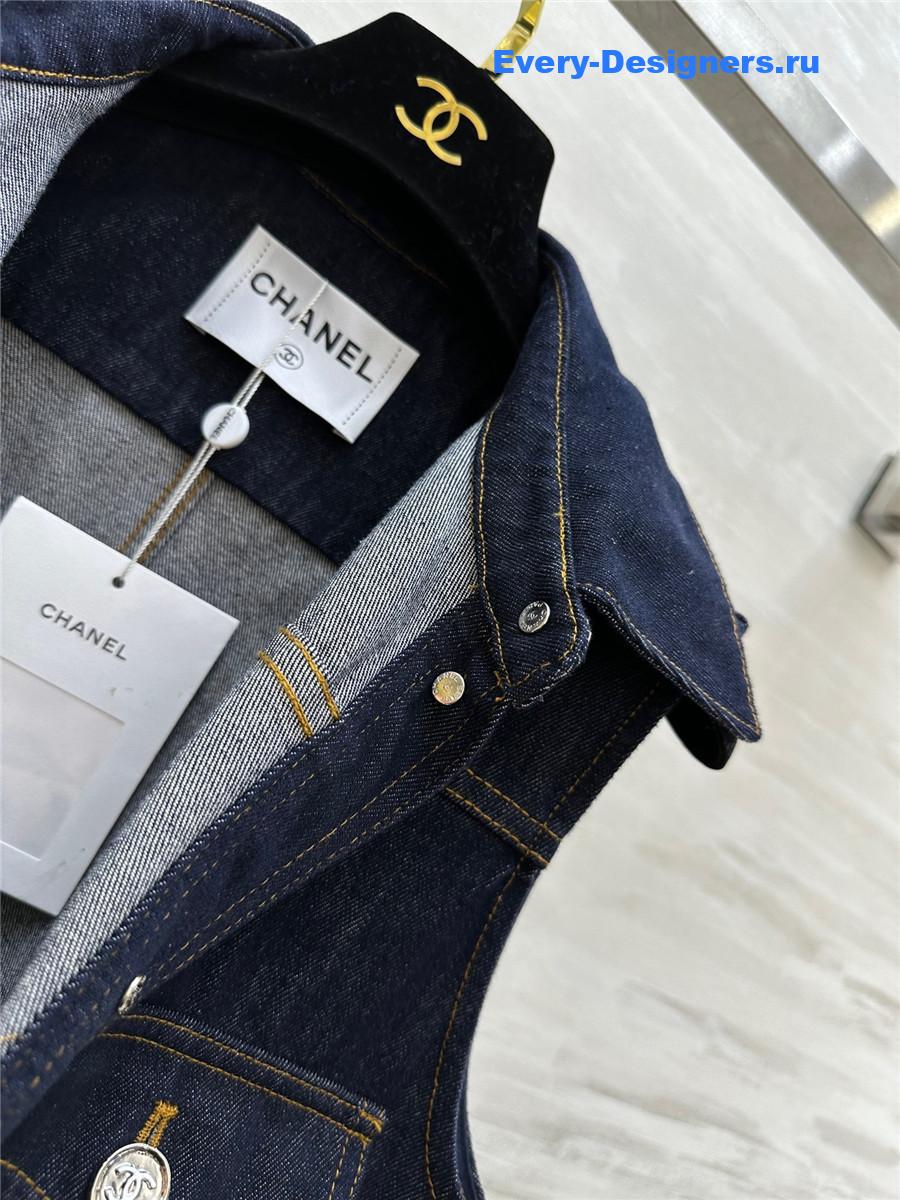 Ch**el button blue denim vest jacket