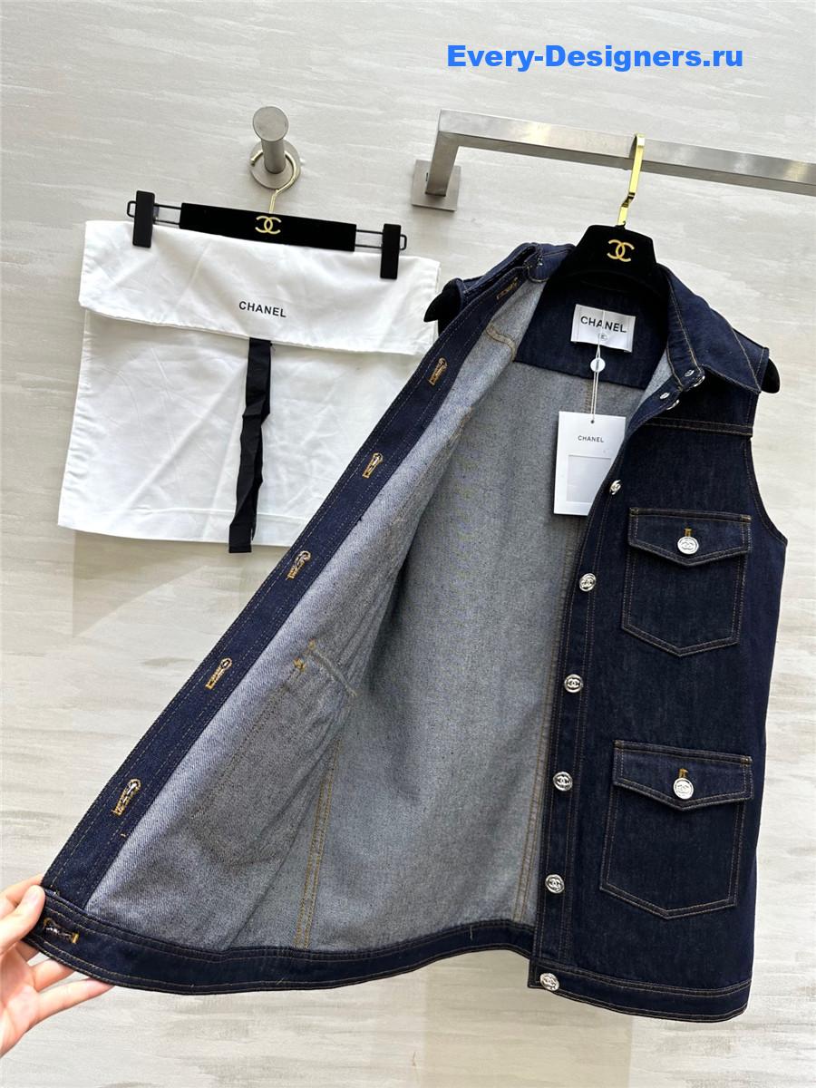 Ch**el button blue denim vest jacket