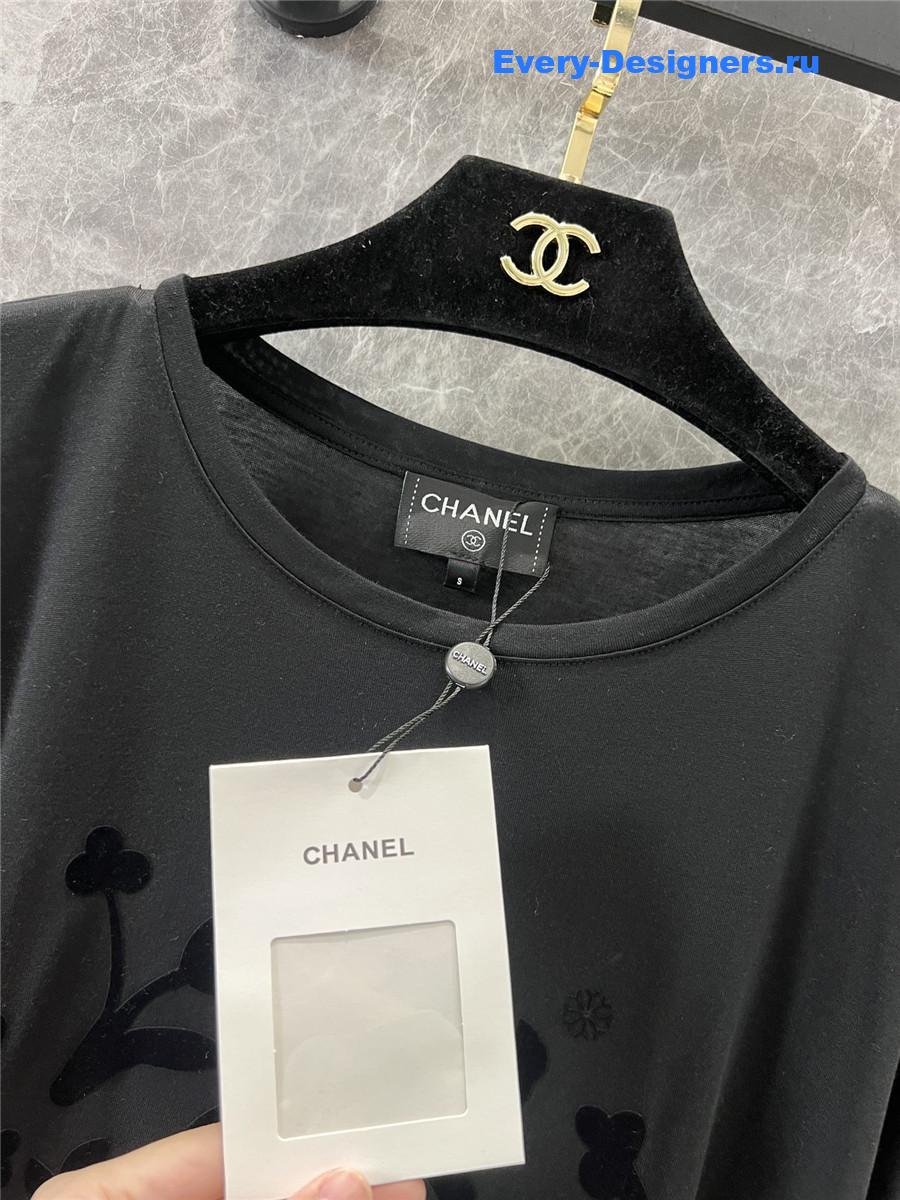 Ch**el logo print long sleeve top black