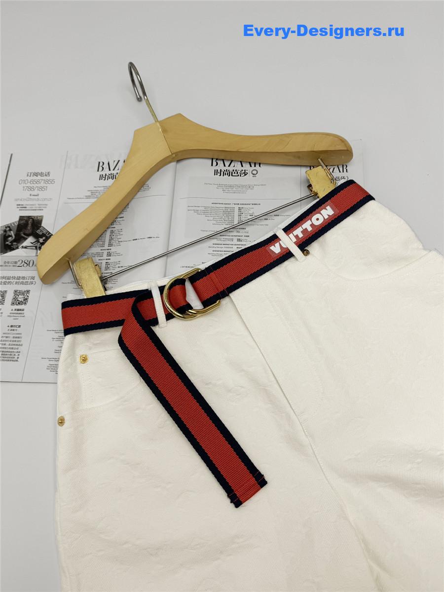 l0vis Vvtt0n lv x ac embossed monogram shorts