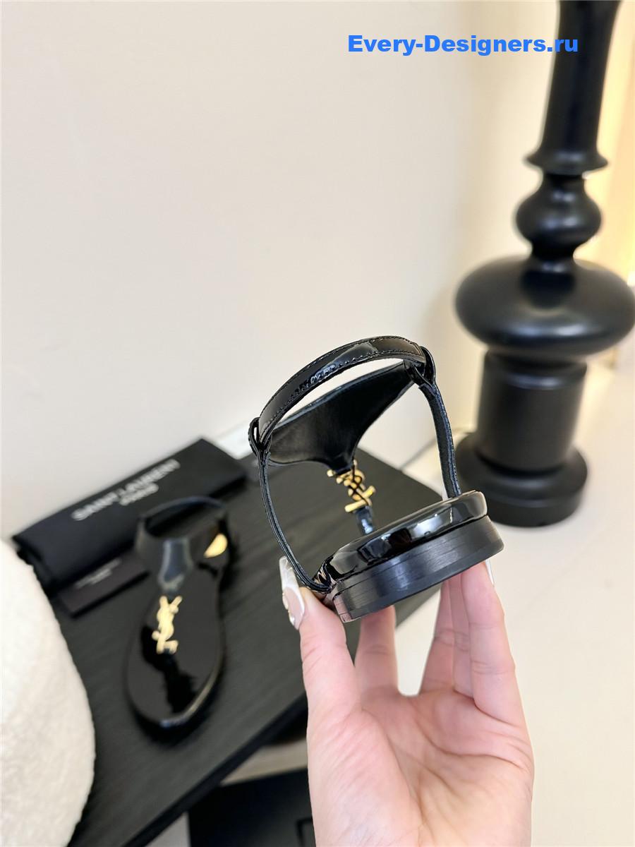 Sa1nt Lau*nt cassandra patent leather flat sandals