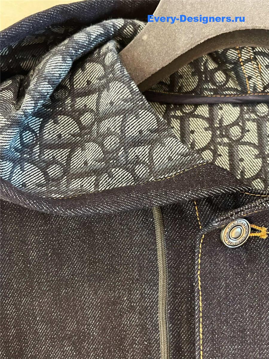 D10r women’s cd oversized hooded jacket