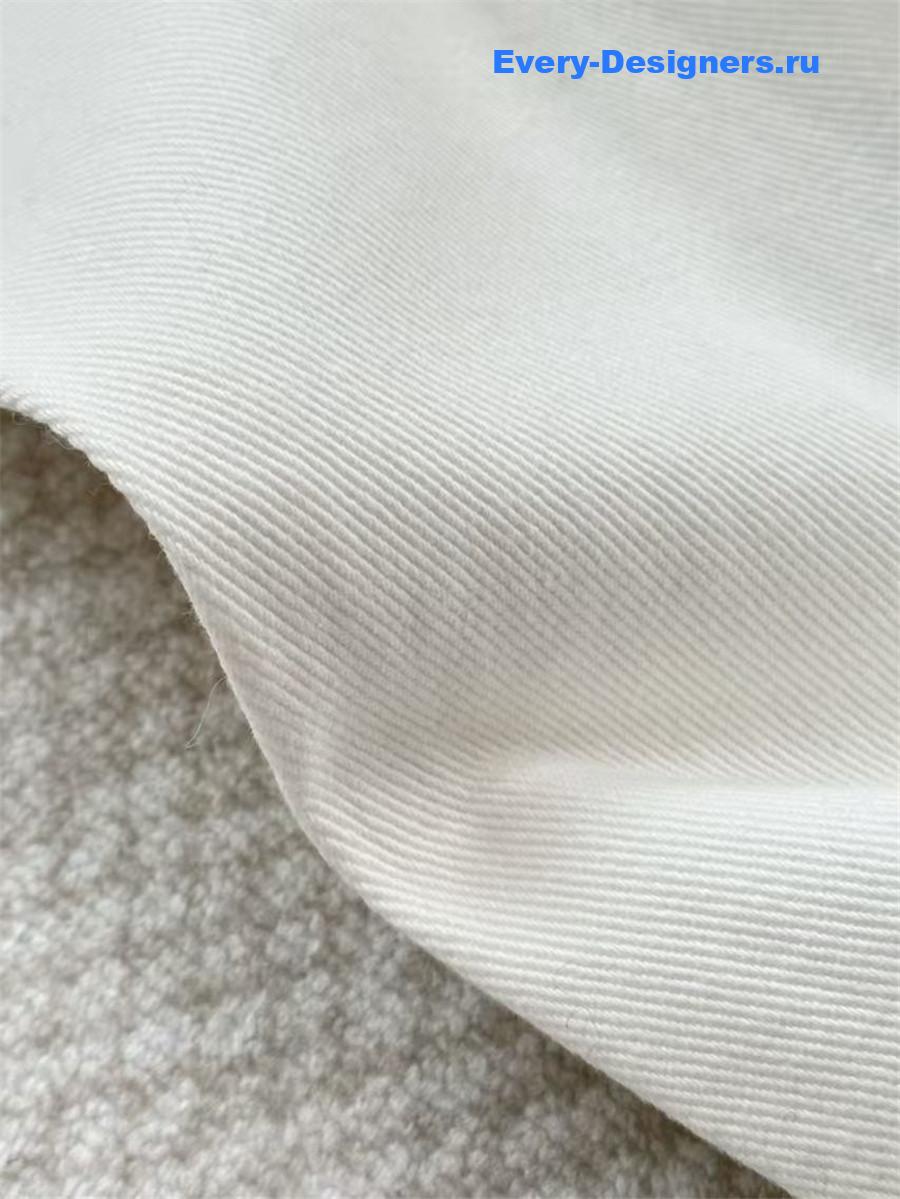 Ch**el thick line logo white jeans