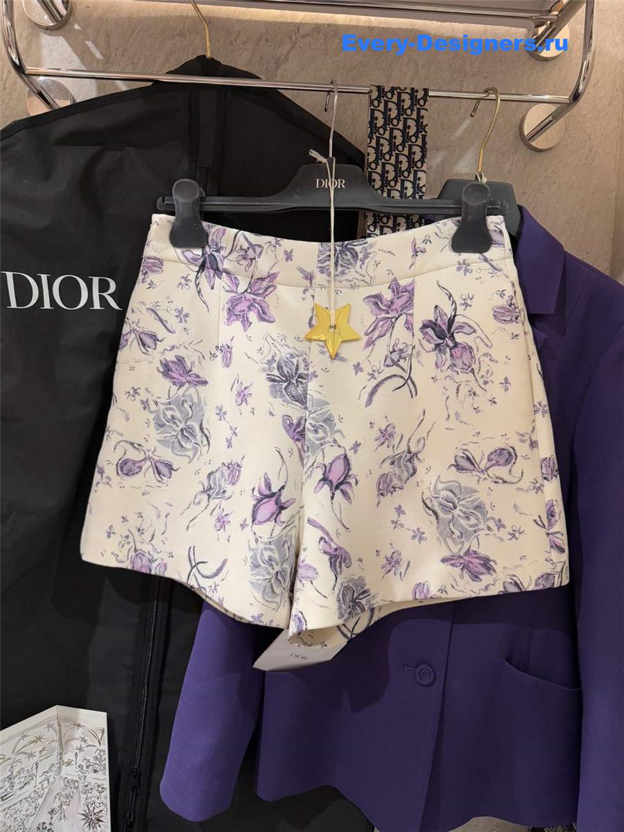 D10r cd silk wool print shorts