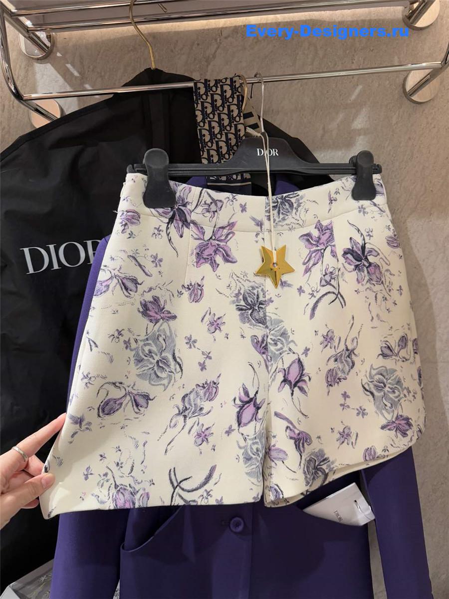 D10r cd silk wool print shorts