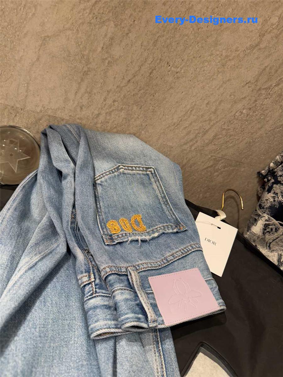 D10r relaxed high-waist jeans