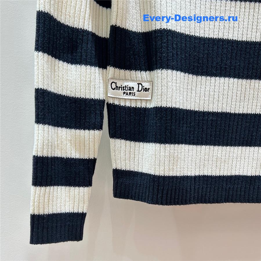 D10r boat neck striped string sweater