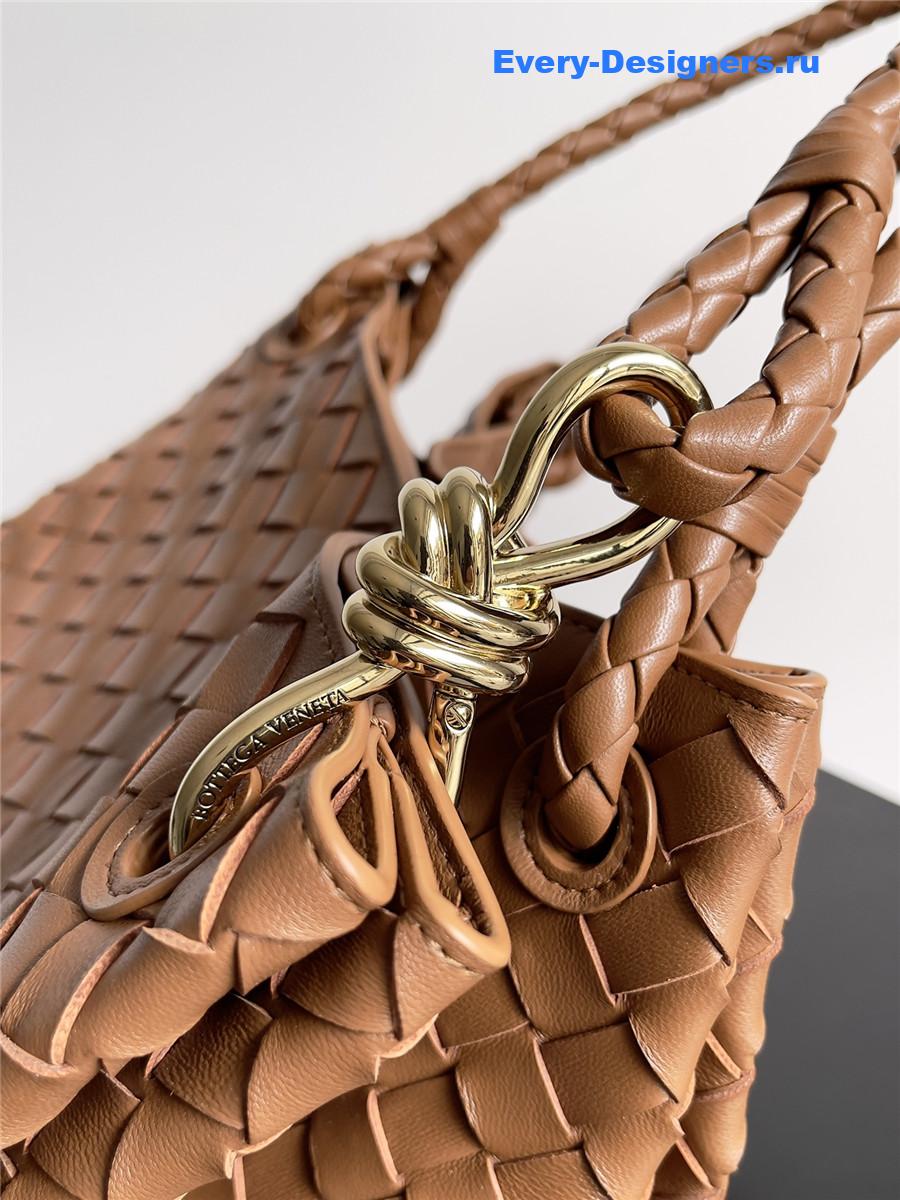 b0tt*ga Ven*ta large andiamo parachute bag yellow