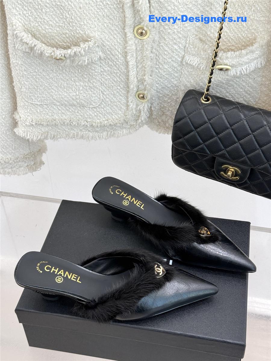 Ch**el rabbit fur pointed toe mules black