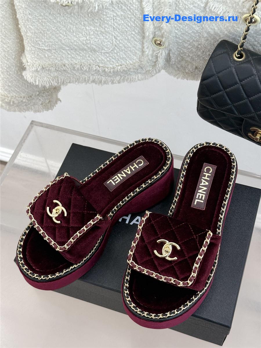 ch**el D1am0nd chain platform slippers burgundy