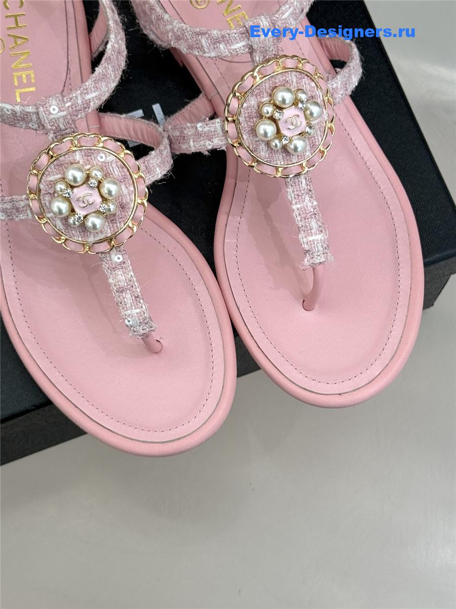 Ch**el camellia pearl pink flip flops