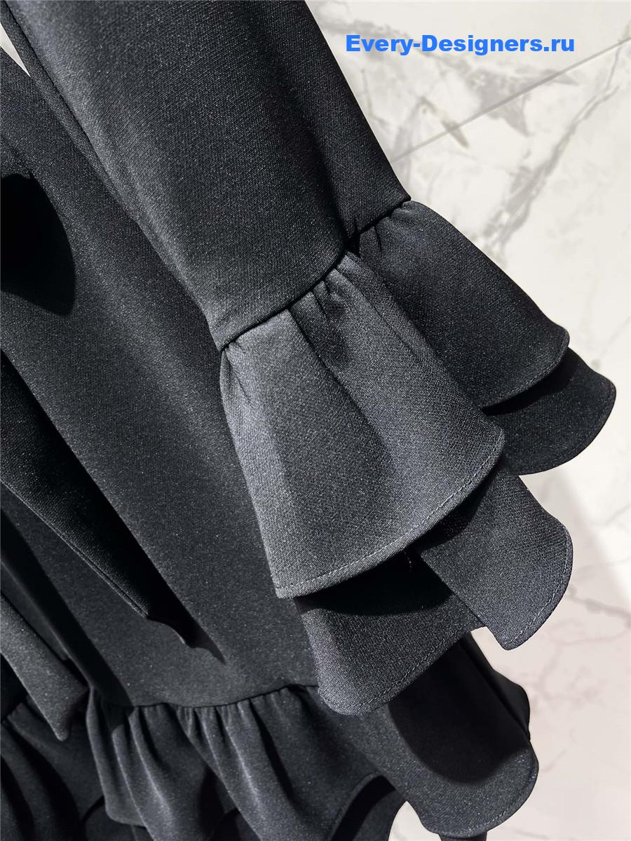 Va1e*ntin0 v-neck ruffle dress black