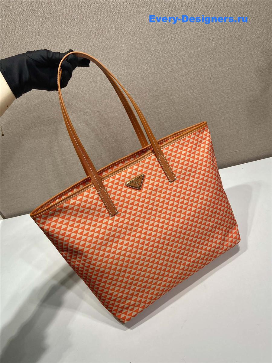 Pra*a tessuto triangulum tote bag