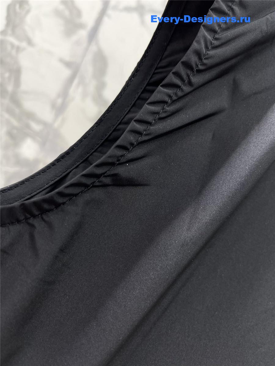 Miu Miu Logo-Print Crop Top Black