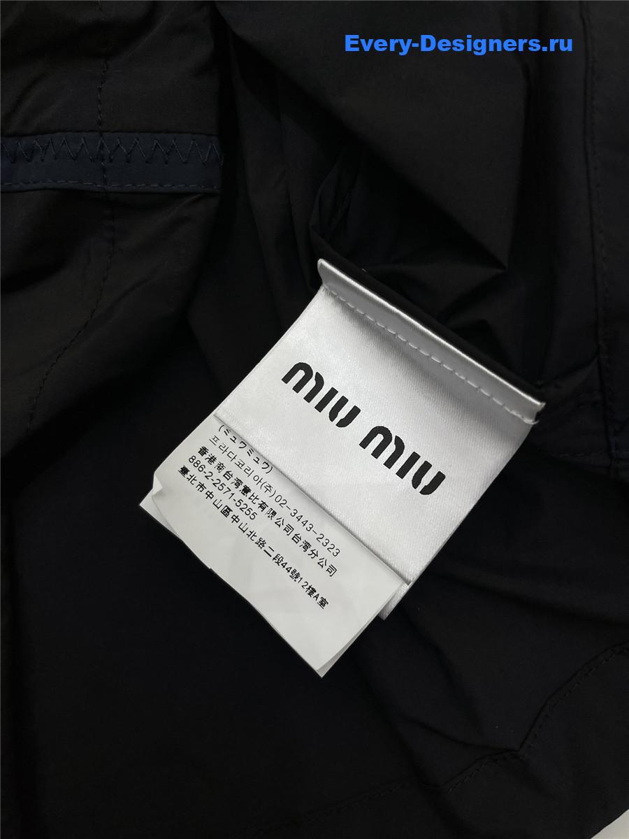 Miu Miu Logo-Print Crop Top Black