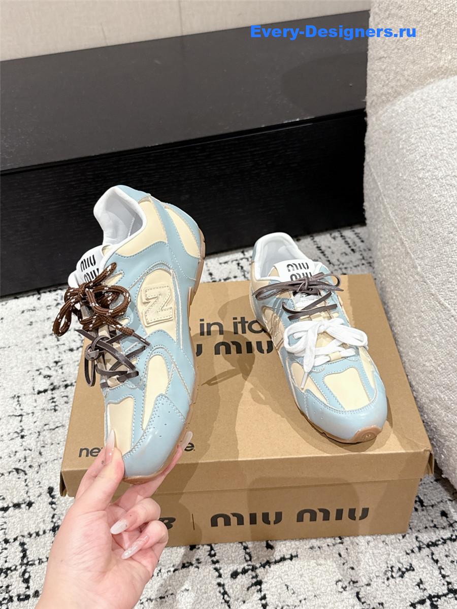 Miu Miu x New Balance 530 SL Leather Sneaker in Blue