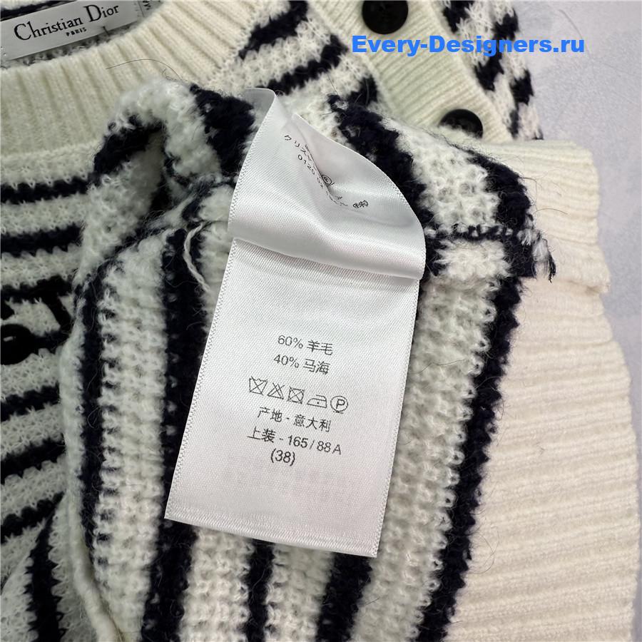 D10r logo knitted crew neck sweater