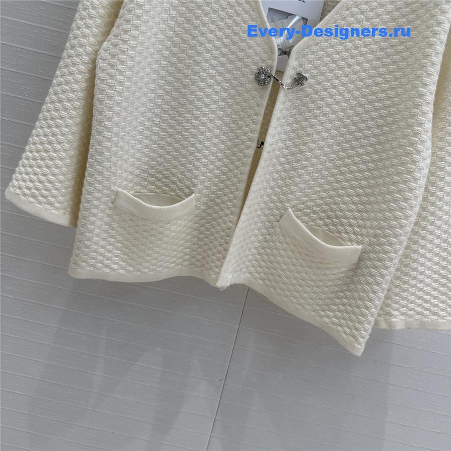 Ch**el white embossed knit hook cardigan