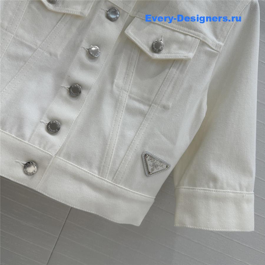 Pra*a short white denim jacket