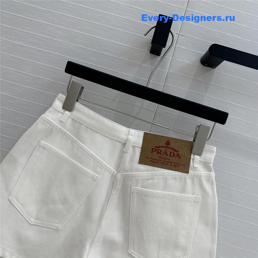 Pra*a bull denim shorts white