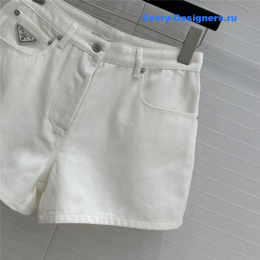 Pra*a bull denim shorts white