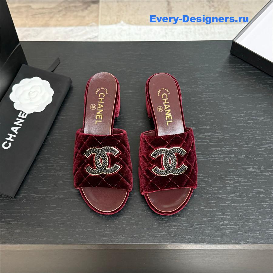 ch**el cc D1am0nd heel slippers