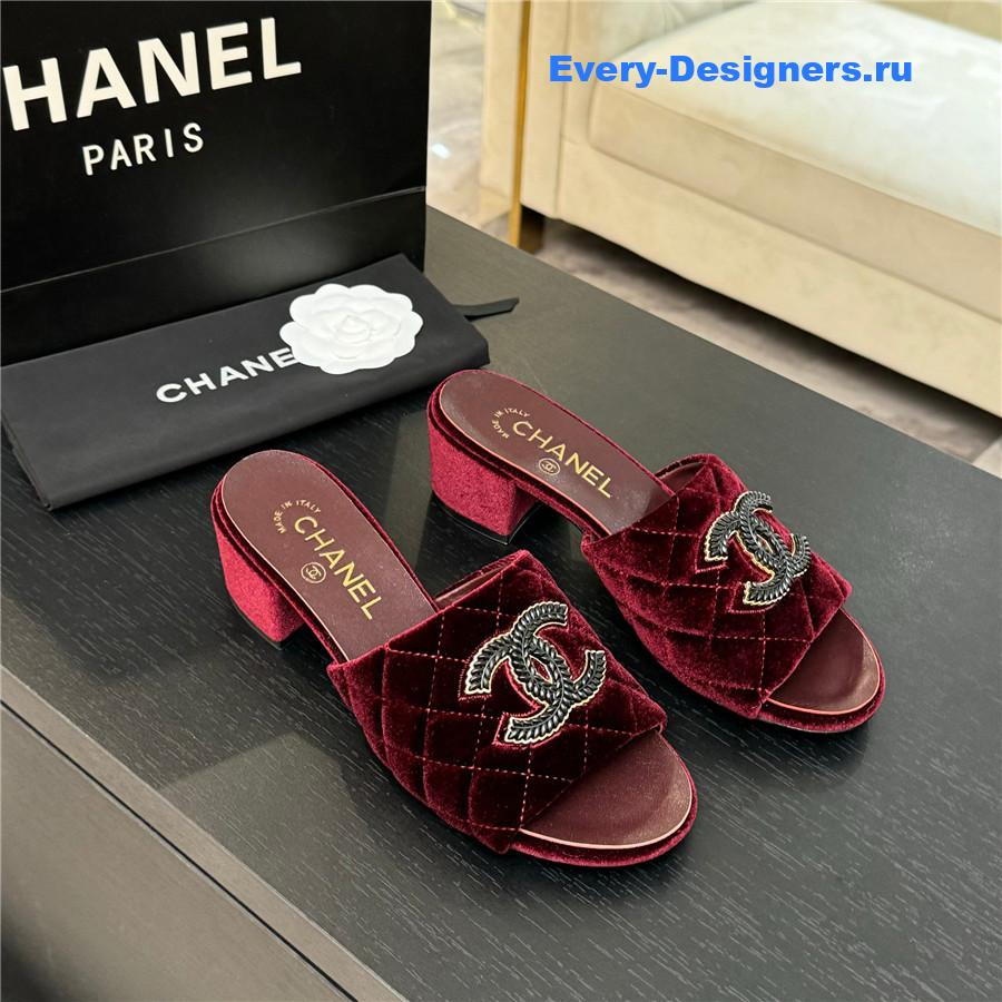 ch**el cc D1am0nd heel slippers