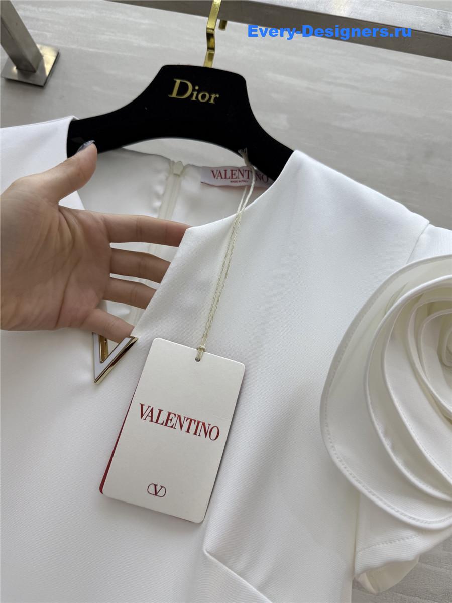 Va1e*ntin0 white floral sleeve dress