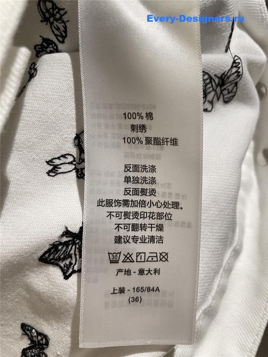 D10r cd embroidered butterfly denim jacket