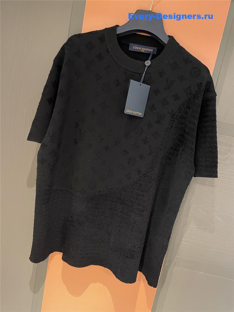 l0vis Vvtt0n black knit tee lv print short sleeve