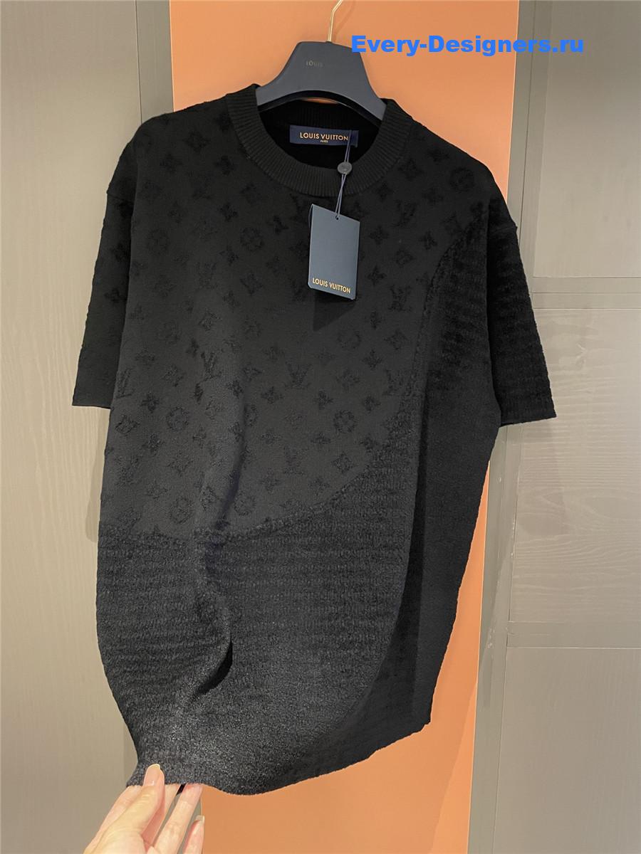 l0vis Vvtt0n black knit tee lv print short sleeve