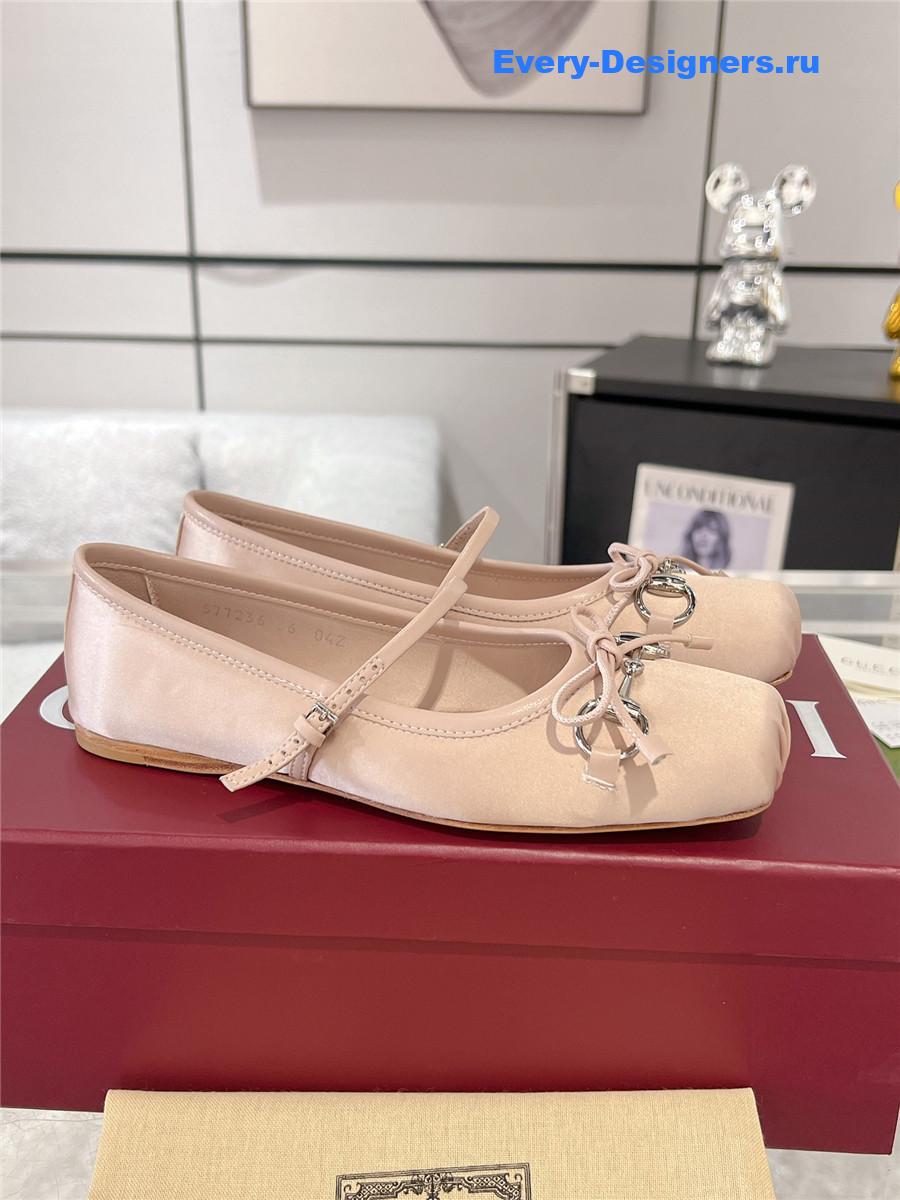 Gvc*1 horsebit ballet flat pink